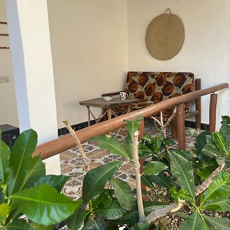 Fish House Nungwi Bed & Breakfast Exterior photo